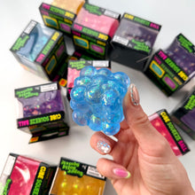 Load image into Gallery viewer, Glitter Cube Squishy